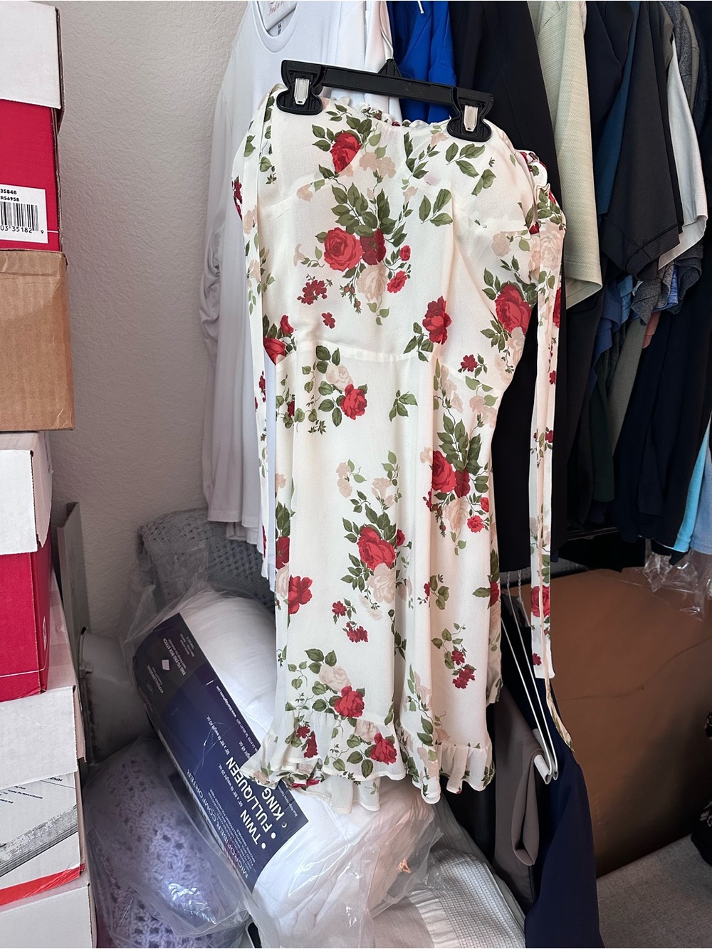 Nordstrom Floral One-Shoulder Mini Dress in Cream and Red